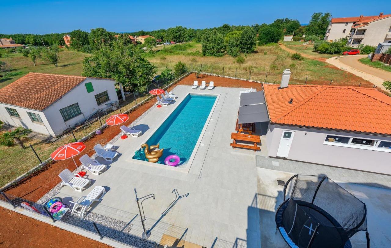 Apartmani Lucija Пореч Екстериор снимка