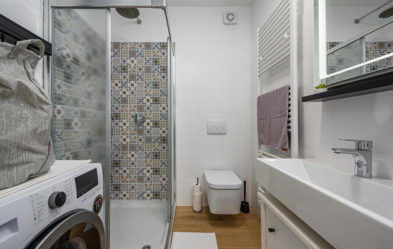 Apartmani Lucija Пореч Екстериор снимка