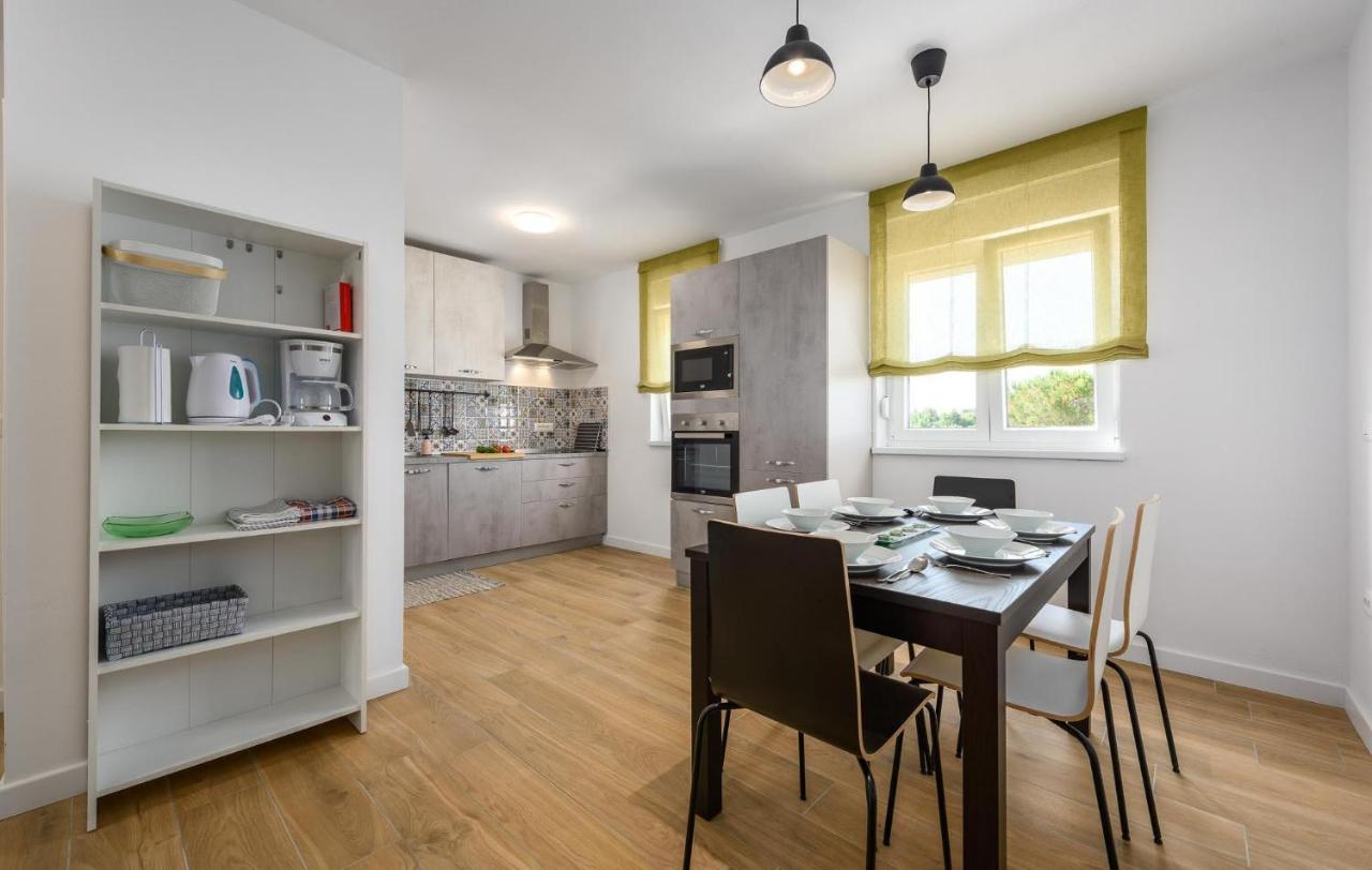 Apartmani Lucija Пореч Екстериор снимка