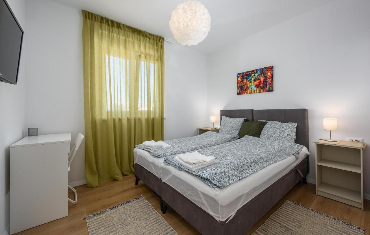 Apartmani Lucija Пореч Екстериор снимка