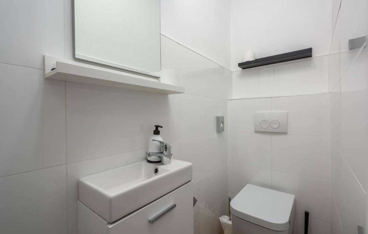 Apartmani Lucija Пореч Екстериор снимка