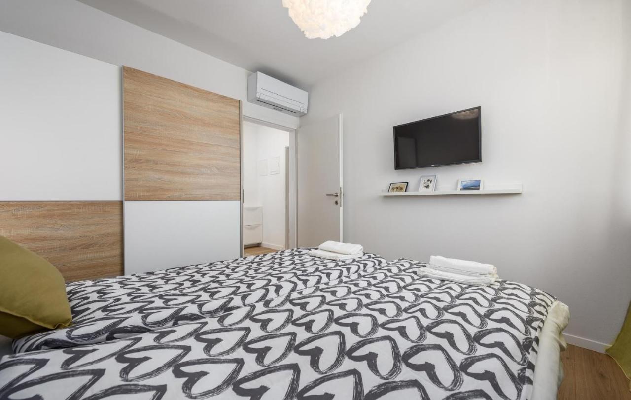 Apartmani Lucija Пореч Екстериор снимка