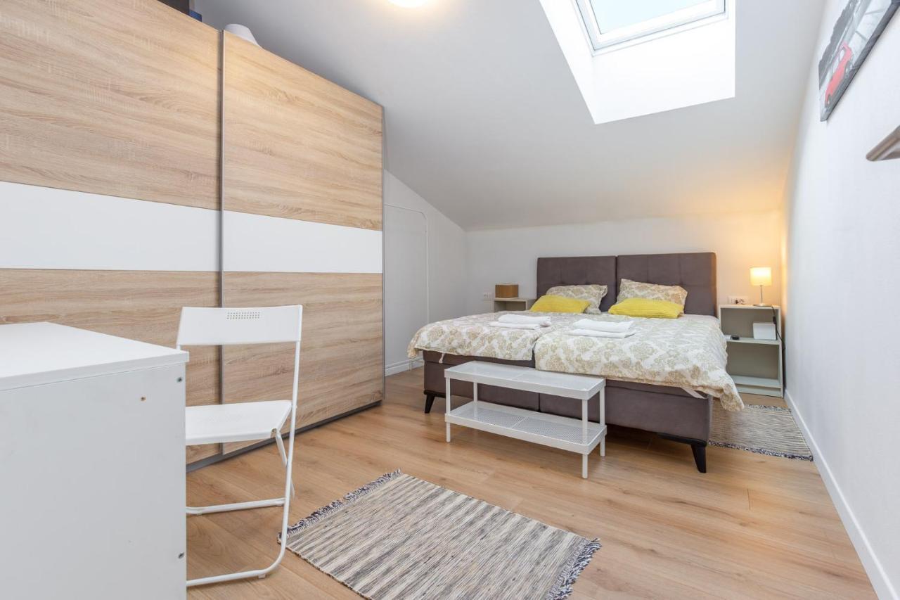 Apartmani Lucija Пореч Екстериор снимка