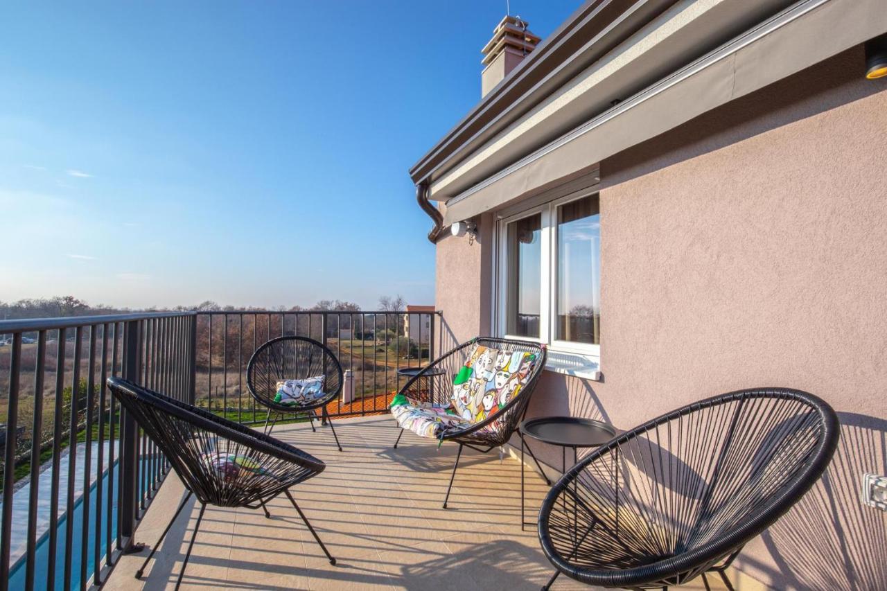 Apartmani Lucija Пореч Екстериор снимка